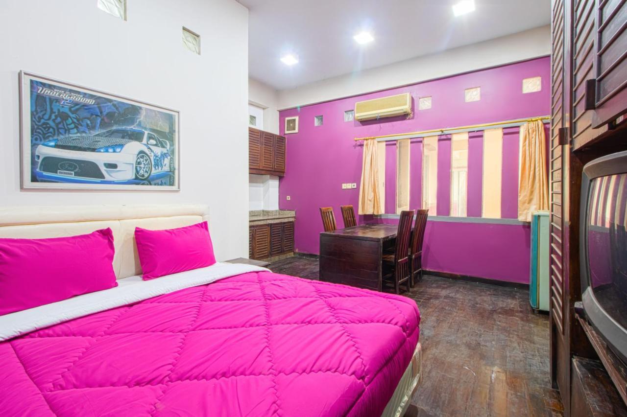 Tobana House Bintaro Hotel Jakarta Bagian luar foto